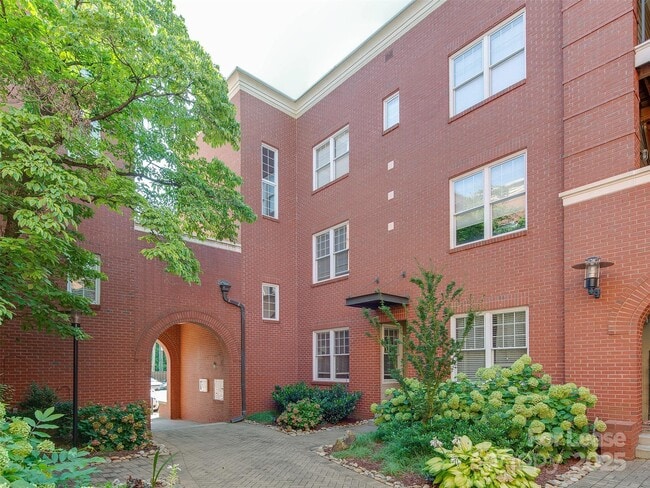 Building Photo - 400 Clarice Ave Unit 175 Rental