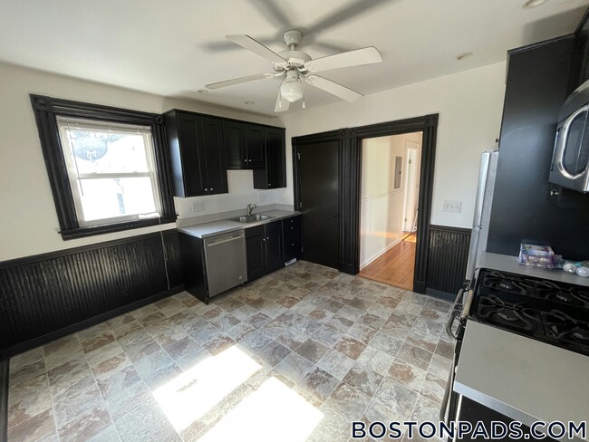 Photo - 71 Saxton St Unit 3