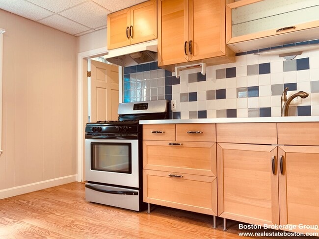Photo - 105 Buttonwood St