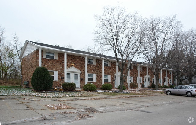 Photo - South Shore Court Apartments