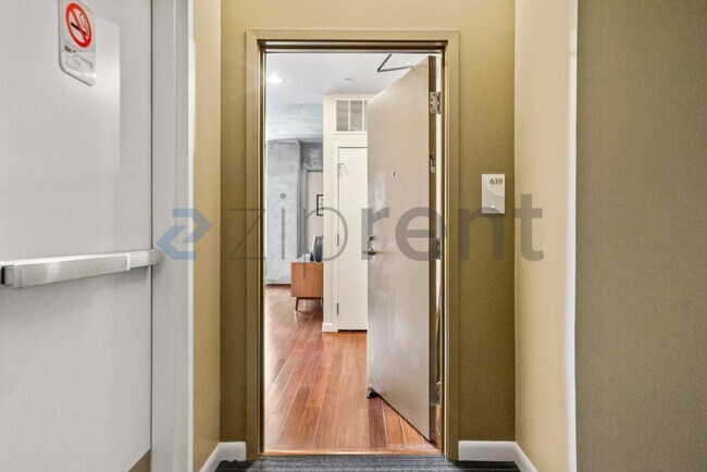 Photo - Unit 639