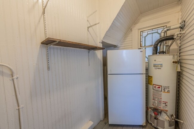 Photo - 631 E Ashby Pl Unit 01