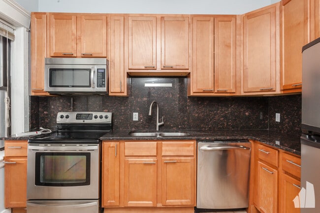 Building Photo - 941 W Windsor Ave Unit 03