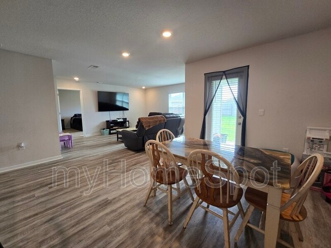 Photo - 4404 White Cedar Ct