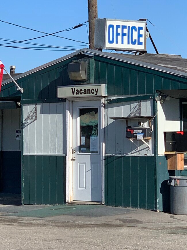 Photo - 2223 S Cushman St