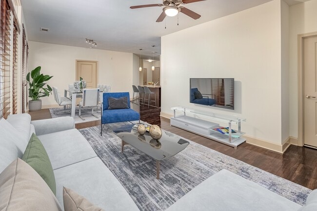 1377 Brookhaven Apartments