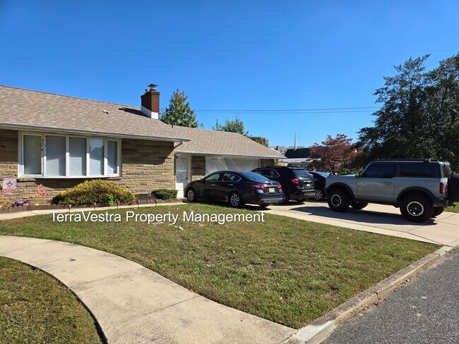 401 New St W