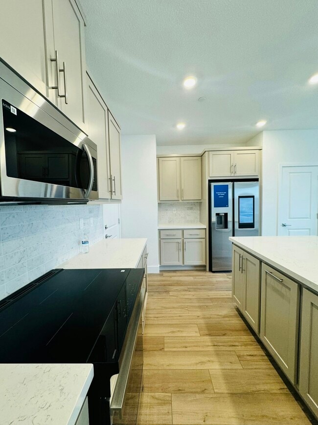 Photo - 268 N Oceanside Dr