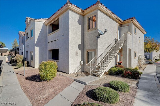 855 N Stephanie St Unit 1013