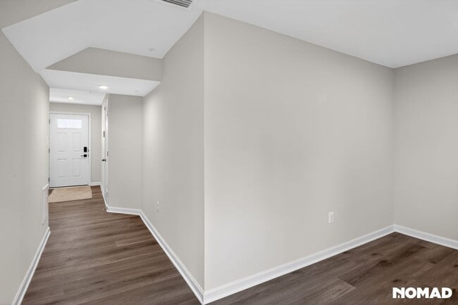 Photo - 611 Yellow Bill Ln