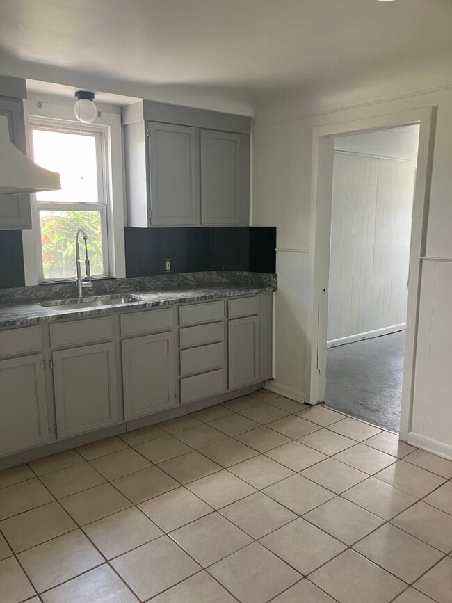 Photo - 23850 Dormont Ave