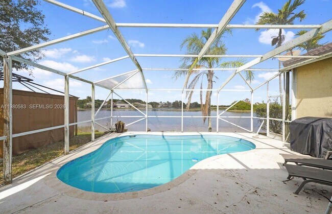 Photo - 1400 Meadows Blvd