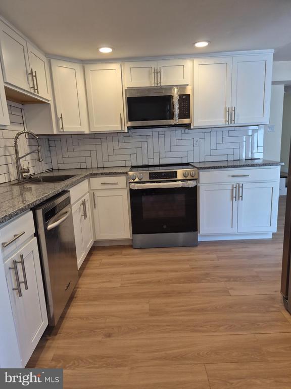 Photo - 17 Rittenhouse Ct