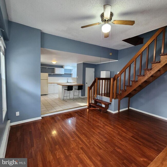 Photo - 1539 E Moyamensing Ave Unit 1R