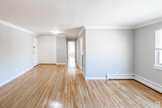 1 habitación, 1 baño - 819 pies cuadrados - Sala de estar - Short Hills Terrace