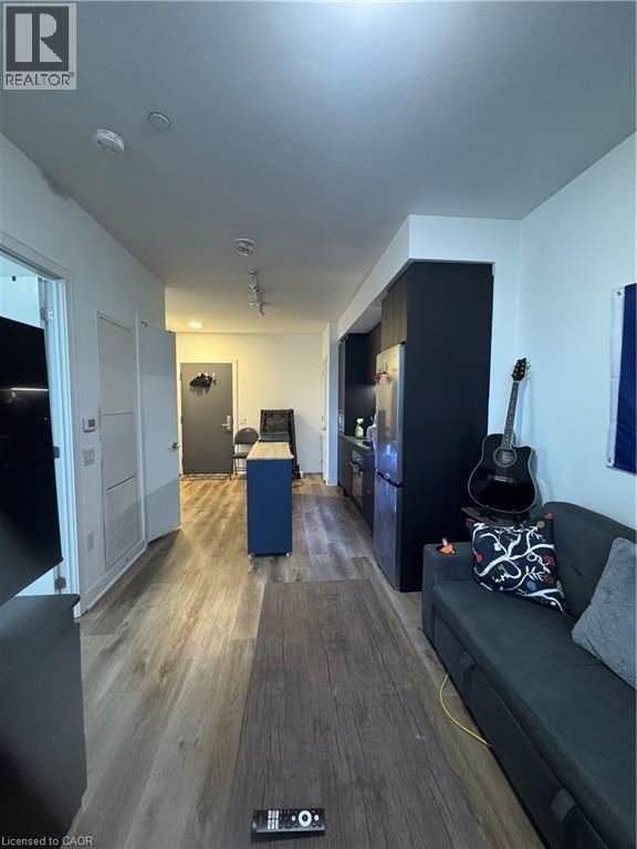 Photo - 86 Dundas St E Unit 720