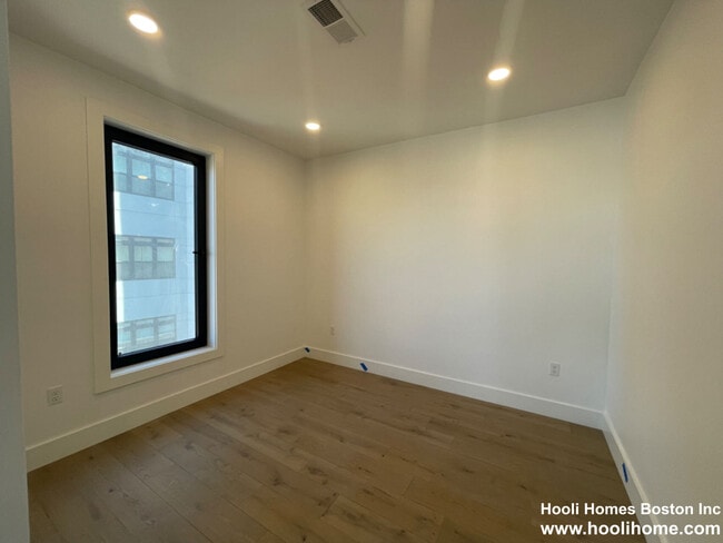 Photo - 30 Penniman Rd