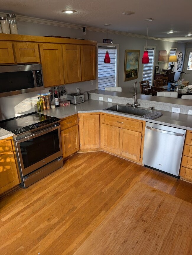 Photo - 206 W 78th St