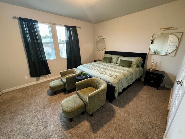 Photo - 5608 Madden Ln