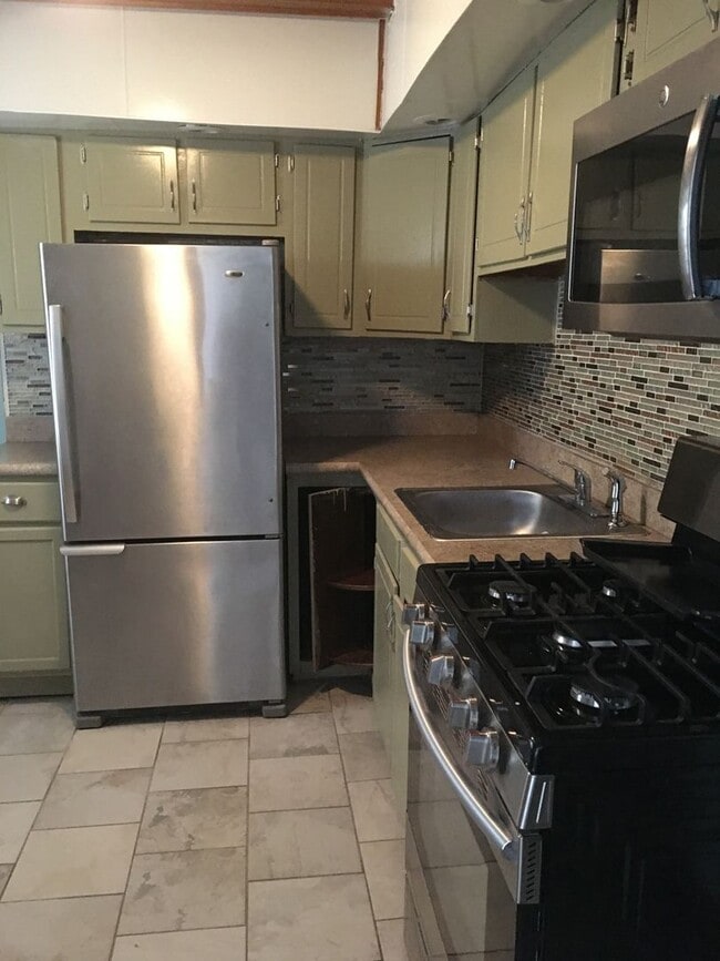 Photo - Cozy 3BR Near LaSalle University
