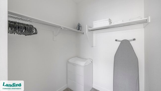 Photo - 2323 N 150th Dr Unidad D-3043