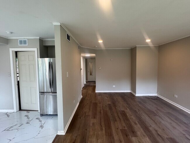 Photo - 14428 University Ave