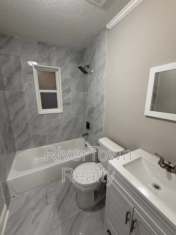Photo - 1659 Southern Ave