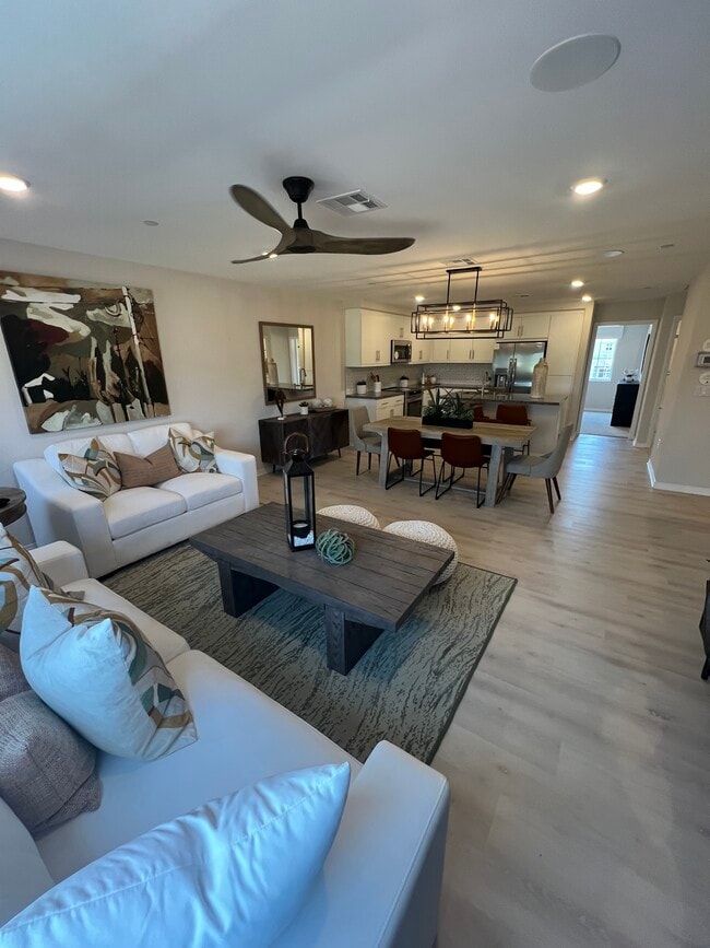 Building Photo - 7203 Olive Grove St Unit Riverside Condo