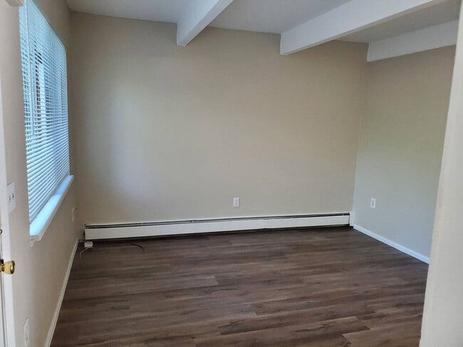 Photo - Sunny, newly remodeled 3 bed + office/2.5 bath in Applewood townhomes close to NOBO!