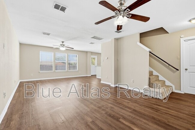 Photo - 2744 Frontier Ln
