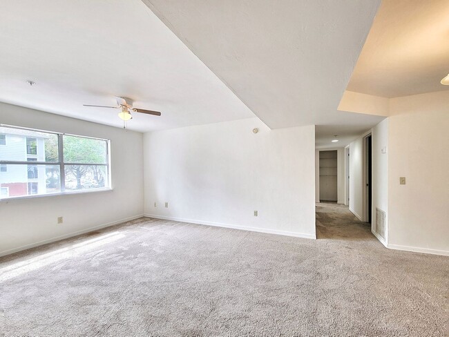 Photo - 2360 SW Archer Rd