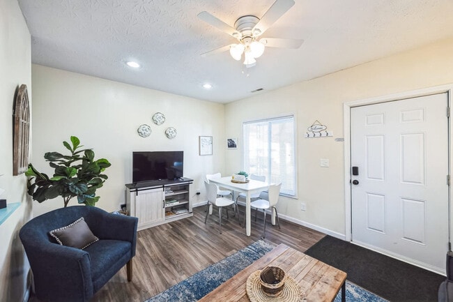 Photo - 105 Ash St Unidad ID1364141P