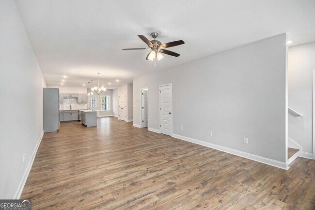 Photo - 124 Crest Pointe S