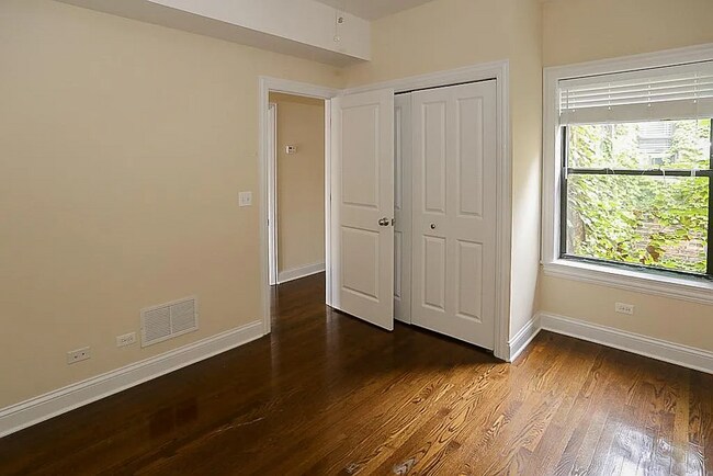 Photo - 3710 N Wilton Ave