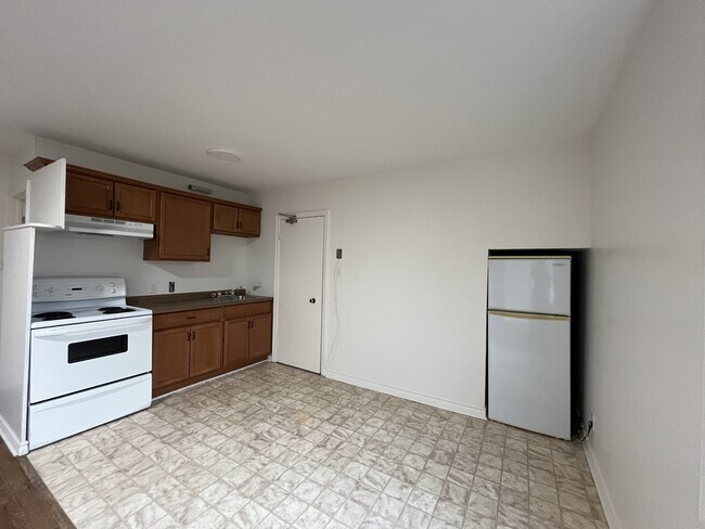 Photo - 7 Bennett Ave Unité 4