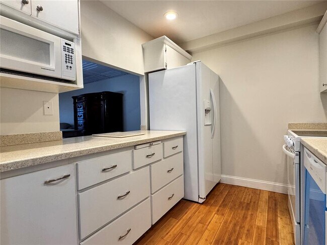 Photo - 3255 Ramblewood Pl