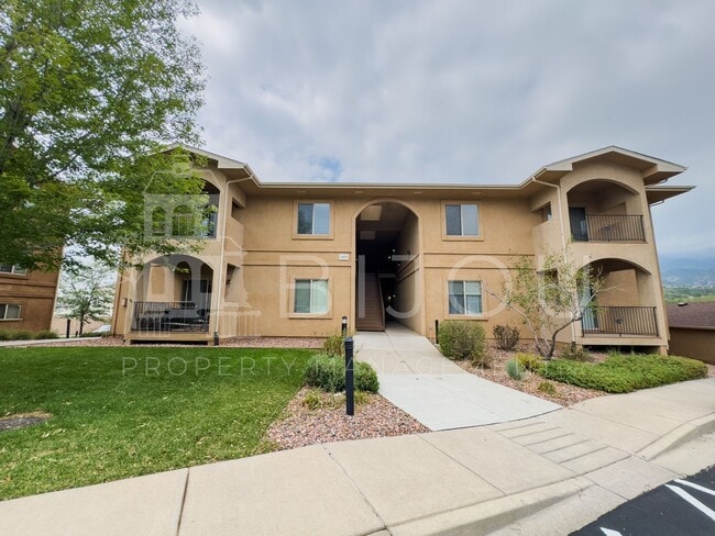 Building Photo - 1695 Little Bear Creek Point Unit 1695 Little Bear Creek Pt. #304 Rental