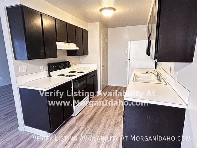 Photo - 697 White Cloud Dr