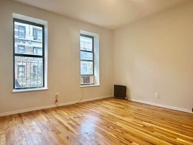 Building Photo - 209 W 108th St Rental
