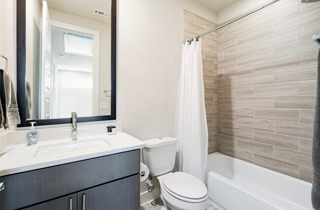 Photo - 5344 Agatha Cir