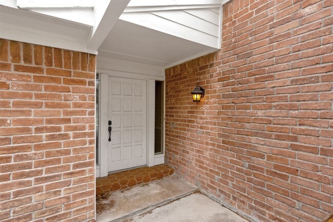 Photo - 15806 Spring Forest Dr