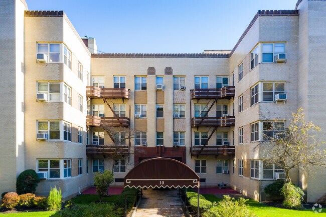 Photo - Ridgewood Commons