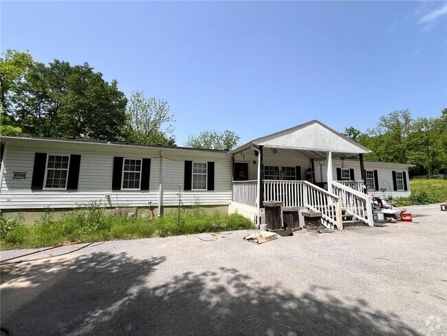 Building Photo - 22027 Fern Rd Rental