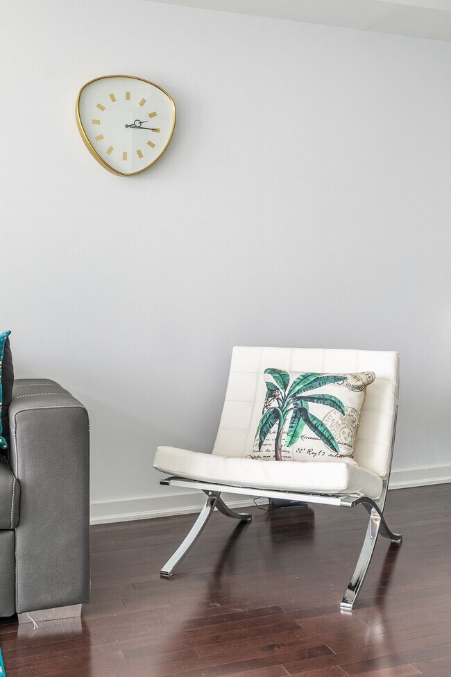 Photo - 120 Bremner Blvd Unit ID1345841P