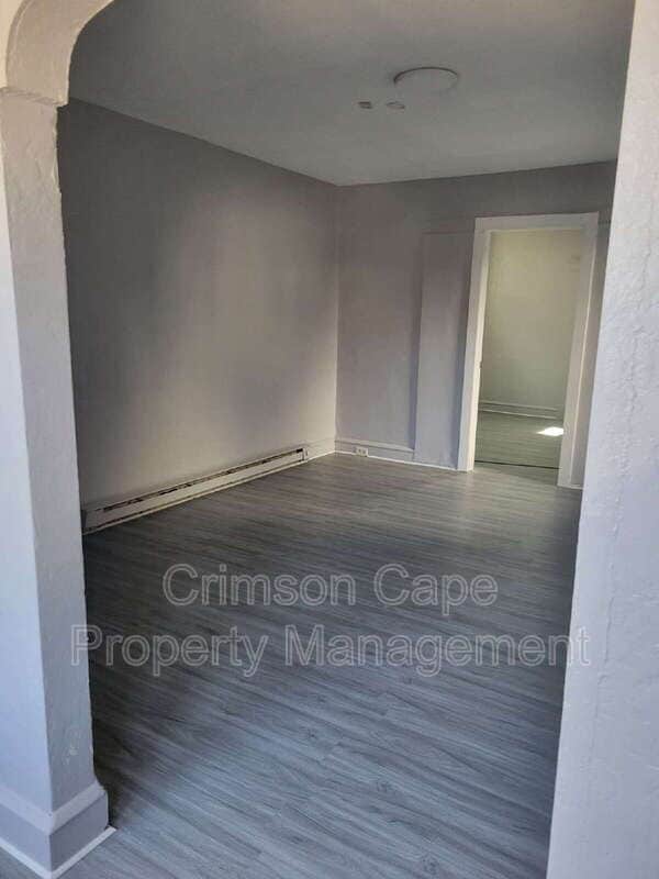 Photo - 13 E Chestnut St Unit Apt 1