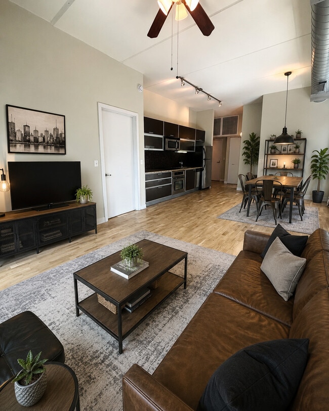 Photo - 660 W Wayman St Unit 204