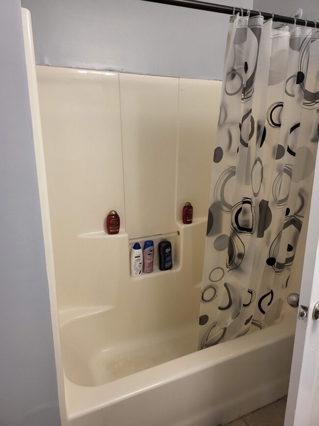 Photo - 208 Piedmont Ln