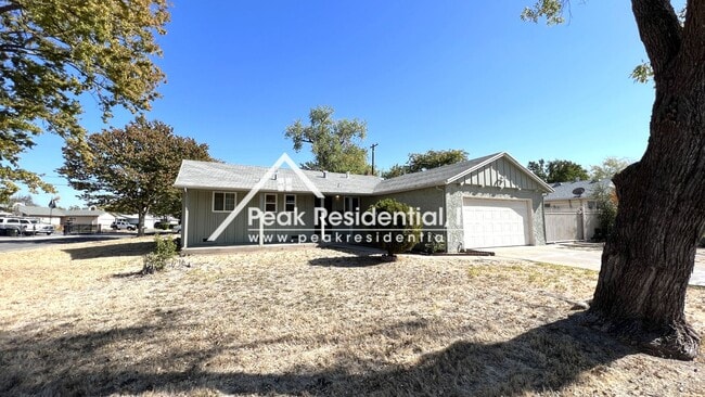 Building Photo - Nice 4bd/3ba House with 2 Car Garage