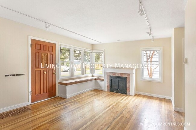 Photo - 3135 NE 86th Ave