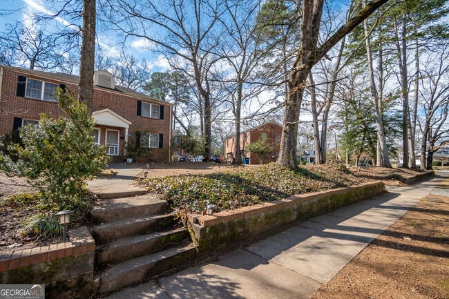 1439 S Milledge Ave